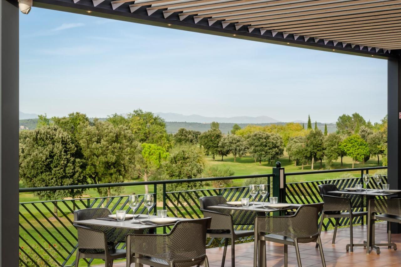 Hotel Torremirona Golf & Spa Navata Exterior photo