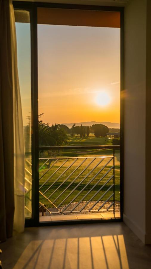 Hotel Torremirona Golf & Spa Navata Exterior photo