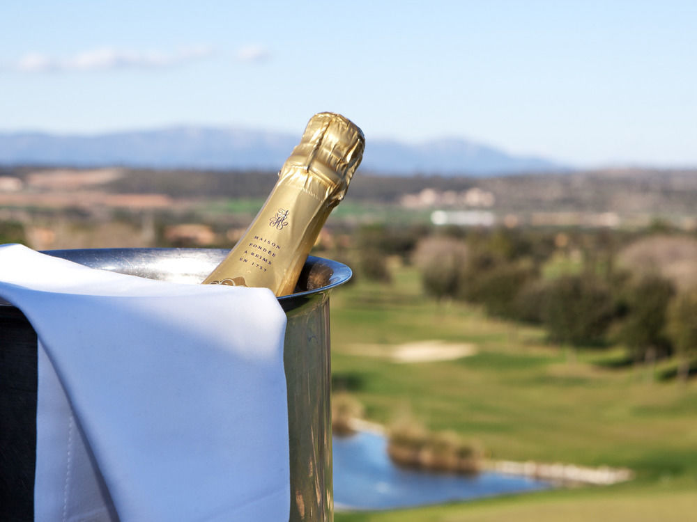 Hotel Torremirona Golf & Spa Navata Exterior photo